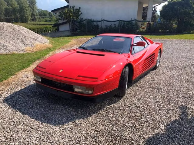 Ferrari Testarossa 4.9