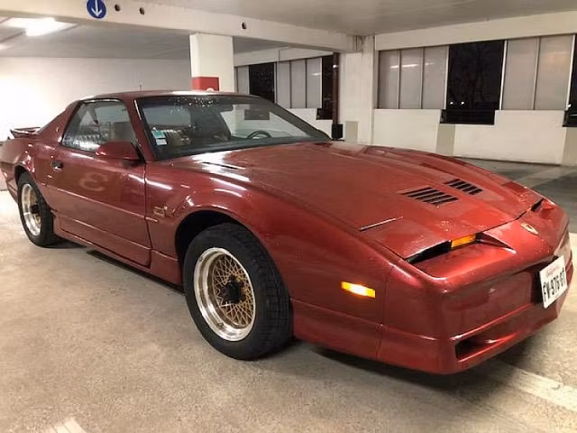 Pontiac Firebird Trans AM V8 5.7