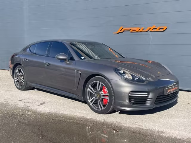 Porsche Panamera Turbo V8 4.8 520 4x4