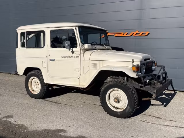 Toyota Land Cruiser 4x4