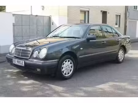 Mercedes-Benz Classe E E 240 V6 2.6 170 Elegance