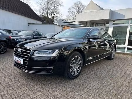 Audi A8 S8 V8 4.0 TFSI 435 quattro