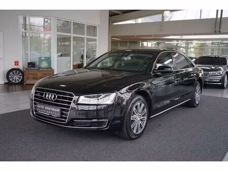 Audi A8 V8 4.0 TFSI 435 quattro