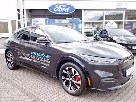 Ford Mustang Mach-E 351 L 4x4