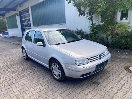 Volkswagen Golf 1.6