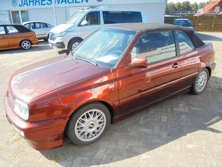 Volkswagen Golf 1.8 90