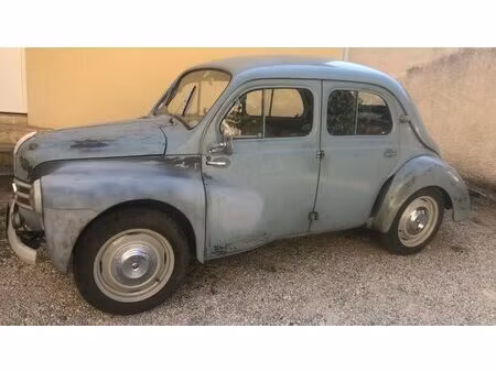 Renault 4CV