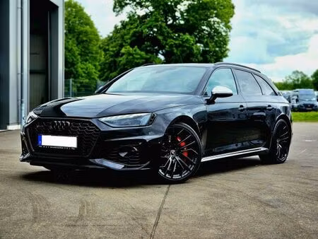 Audi A4 RS4 V6 2.9 TFSI 450 quattro