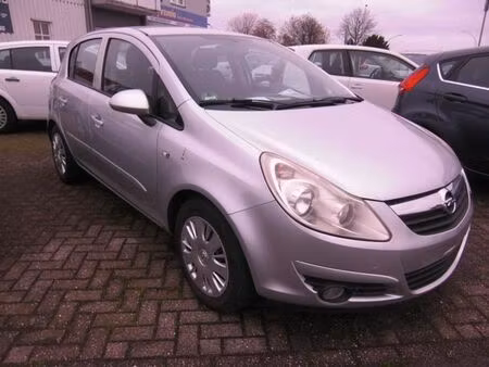 Opel Corsa 1.2 80