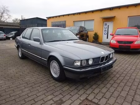 BMW Série 7 730i