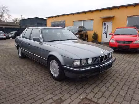 BMW Série 7 730i
