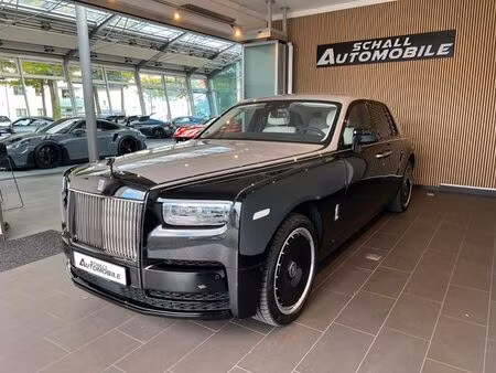 Rolls-Royce Phantom V12 6.75 571
