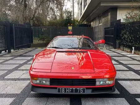 Ferrari Testarossa 
