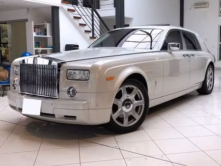 Rolls-Royce Phantom V12 6.75 460