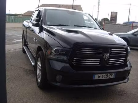 Dodge RAM 1500 V8 5.7