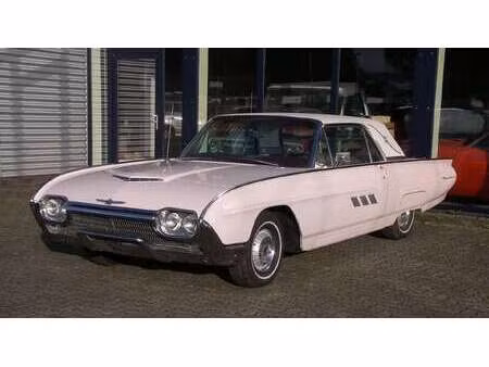 Ford Thunderbird 