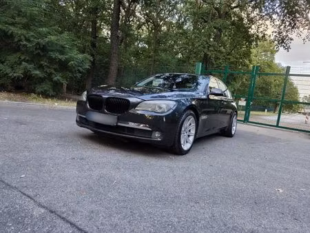 BMW Série 7 740d 3.0 306