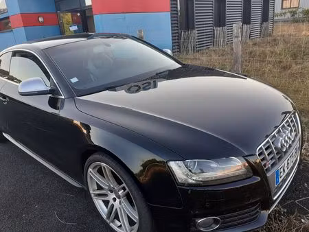Audi A5 S5 V8 4.2 FSI 354 quattro