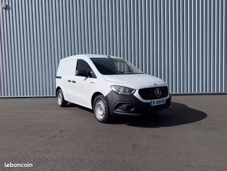Mercedes-Benz Ecitan 122