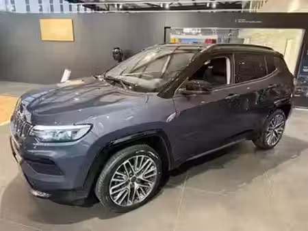 Jeep Compass 4XE 1.3 240 Summit 4x4