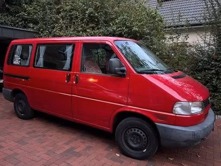Volkswagen Transporter T4 2.5 TDI 88