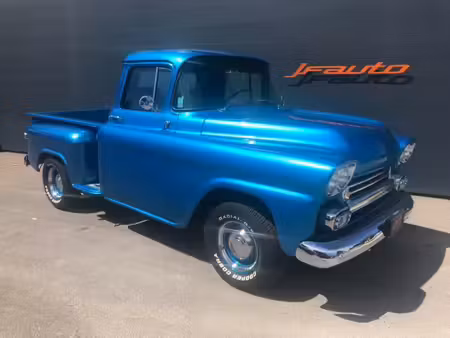 Chevrolet Apache 