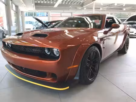 Dodge Challenger SRT Hellcat V8 6.2