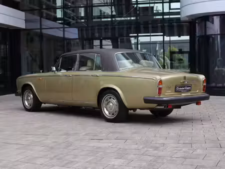 Rolls-Royce Silver Shadow 