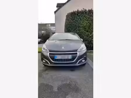Peugeot 208 1.2 PureTech 82 Tech Edition