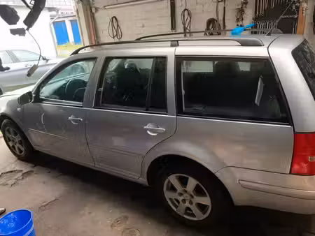 Volkswagen Golf 1.4 75 Base