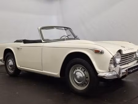 Triumph TR4 