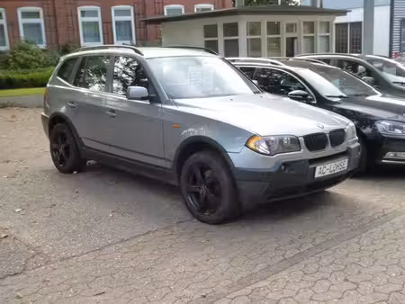 BMW X3 25i 2.5 192