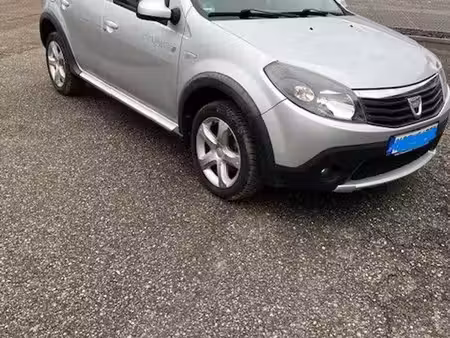 Dacia Sandero 1.6 105