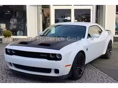 Dodge Challenger SRT Hellcat V8 6.2