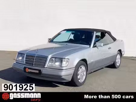 Mercedes-Benz Classe E E 200 136