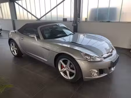 Opel GT 2.0 T 264