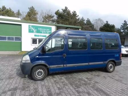 Renault Master 2.5 dCi 120