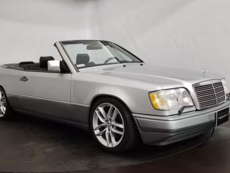 Mercedes-Benz Classe E E 320