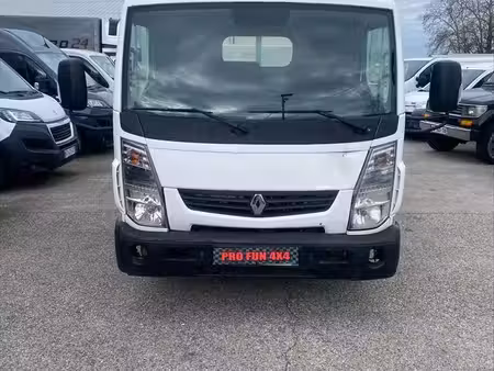 Renault Maxity 2.5 136