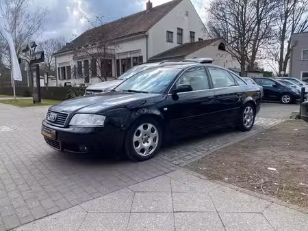 Audi A6 V6 2.4 170