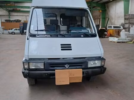 Renault Master 2.5 76