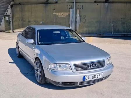 Audi A8 V8 3.7 280 quattro