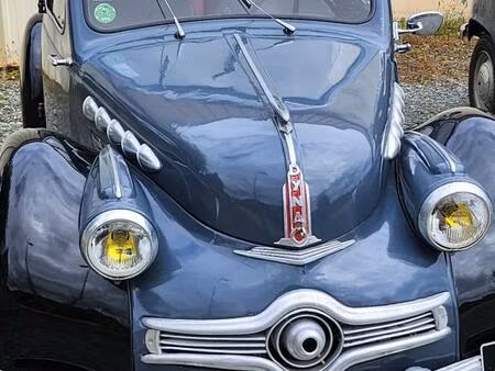 Panhard Dyna X 