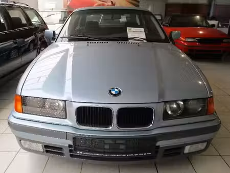 BMW Série 3 318IS 1.8 140