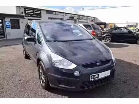 Ford S-Max 2.0 TDCi 140 Titanium
