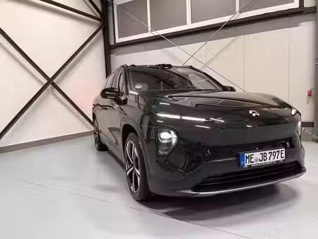 NIO EL7 