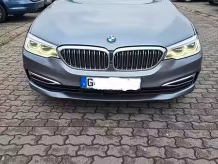 BMW Série 5 530d 3.0 265