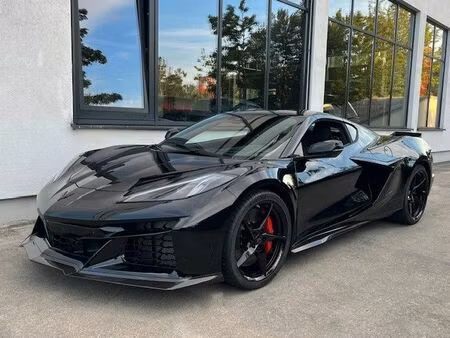 Corvette C8 E-Ray