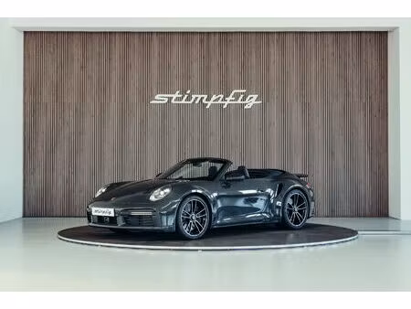 Porsche 911 Turbo S 3.8 650 4x4