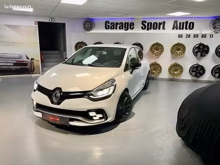 Renault Clio RS Trophy 1.6 T 220